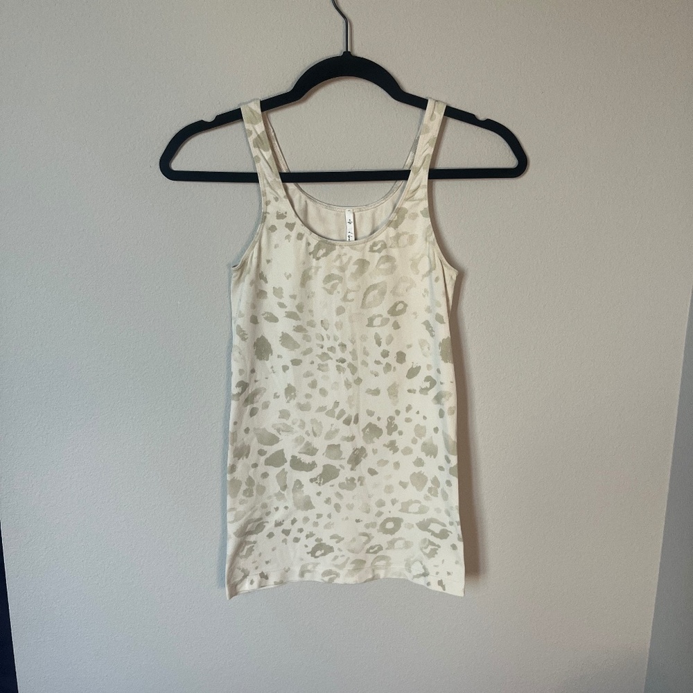 Aritzia Babaton Cheetah Festival & Whimsical Tank Top Woman's Size S